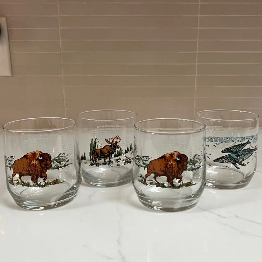 4 Vintage American Wildlife Glasses Sunoco Bison Humpback Whale Moose Libbey‎